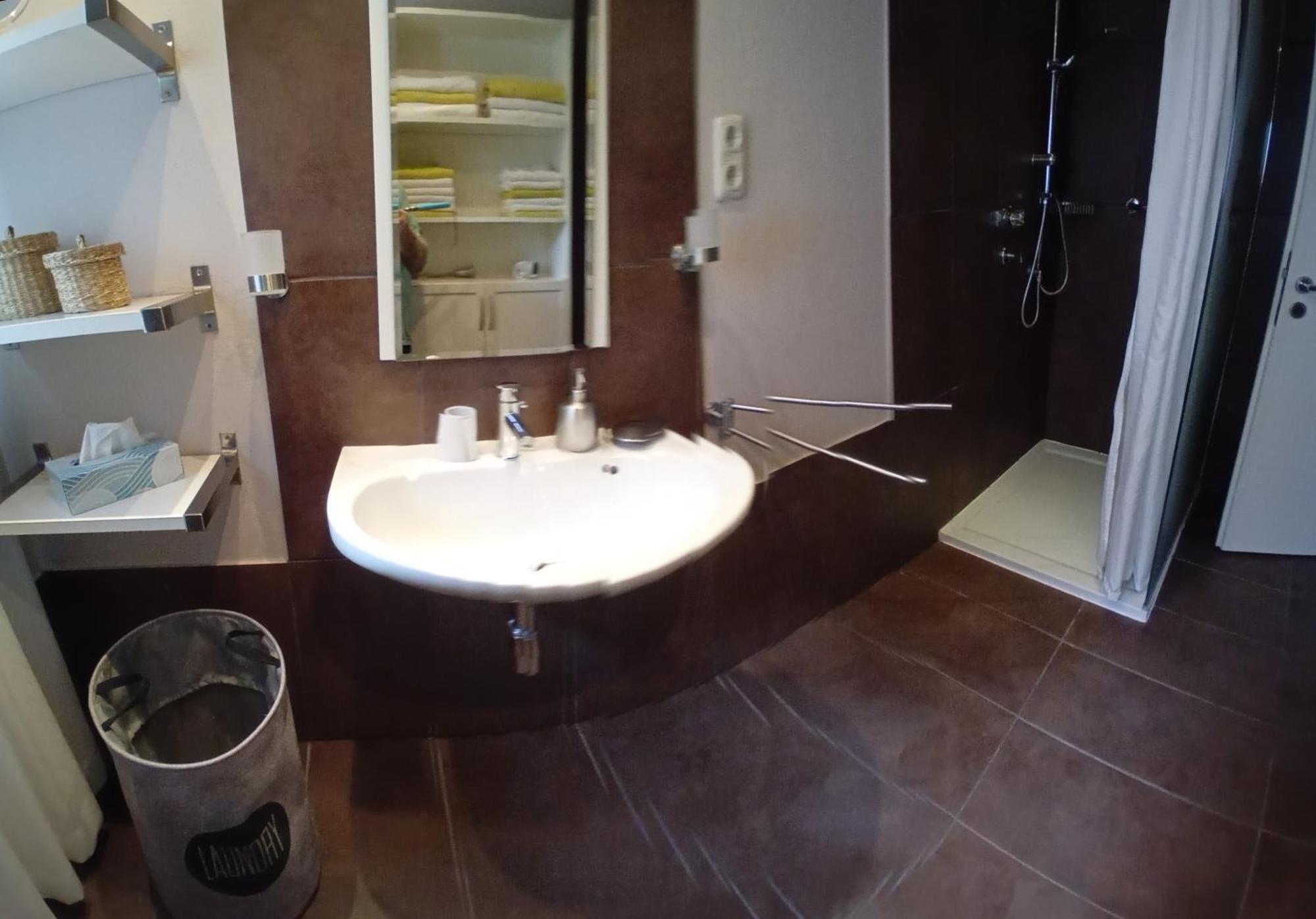 Haus Sonnenschein Apartment Wiltingen ภายนอก รูปภาพ