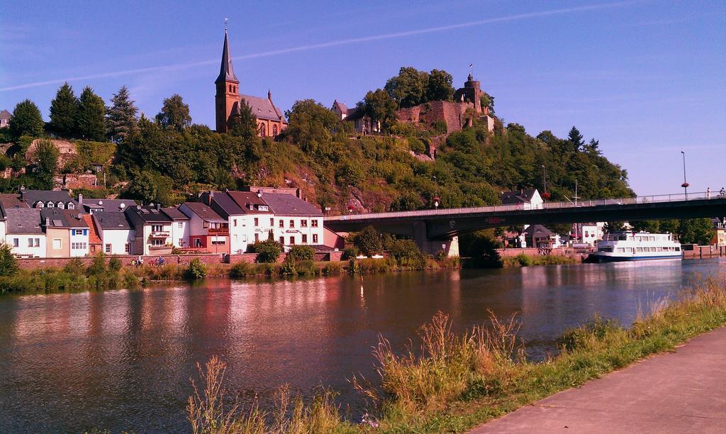 Haus Sonnenschein Apartment Wiltingen ภายนอก รูปภาพ
