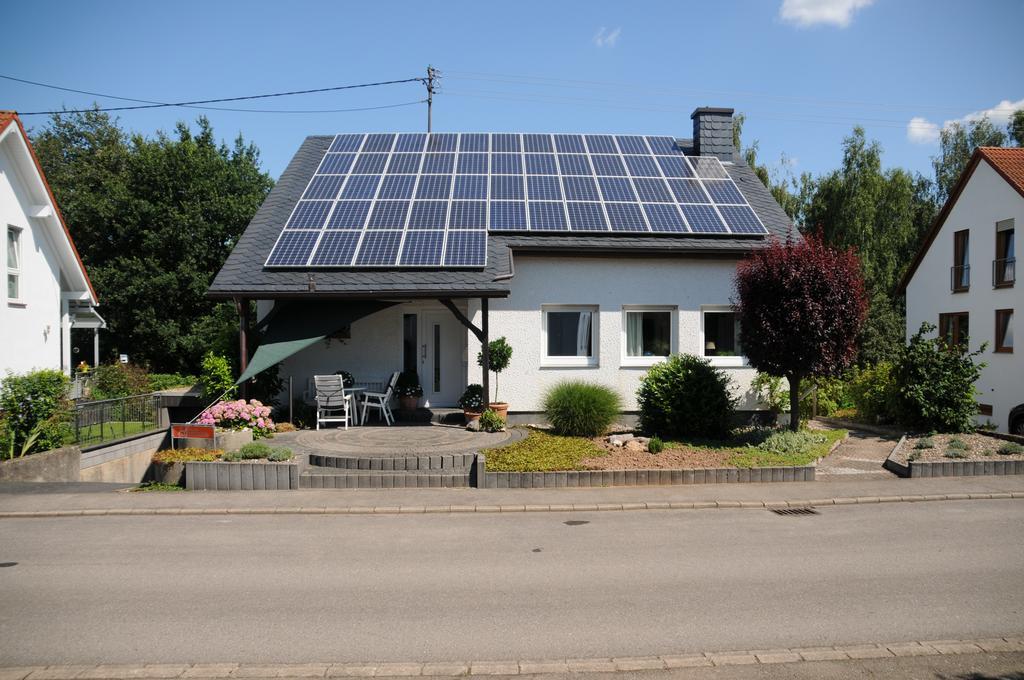Haus Sonnenschein Apartment Wiltingen ภายนอก รูปภาพ