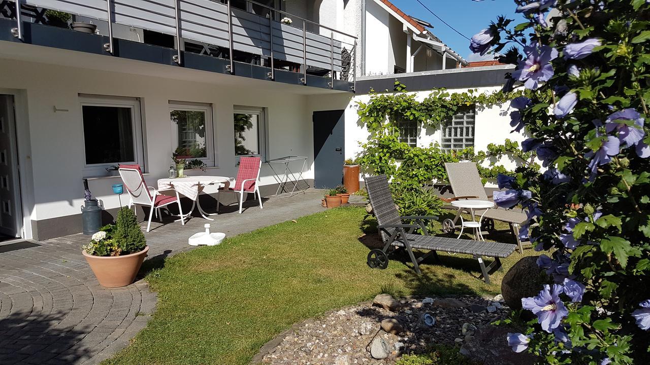Haus Sonnenschein Apartment Wiltingen ภายนอก รูปภาพ